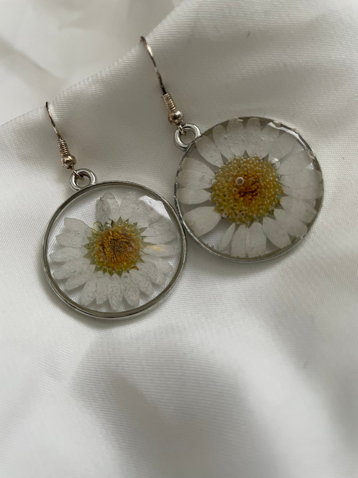 Daisy Drop Earrings