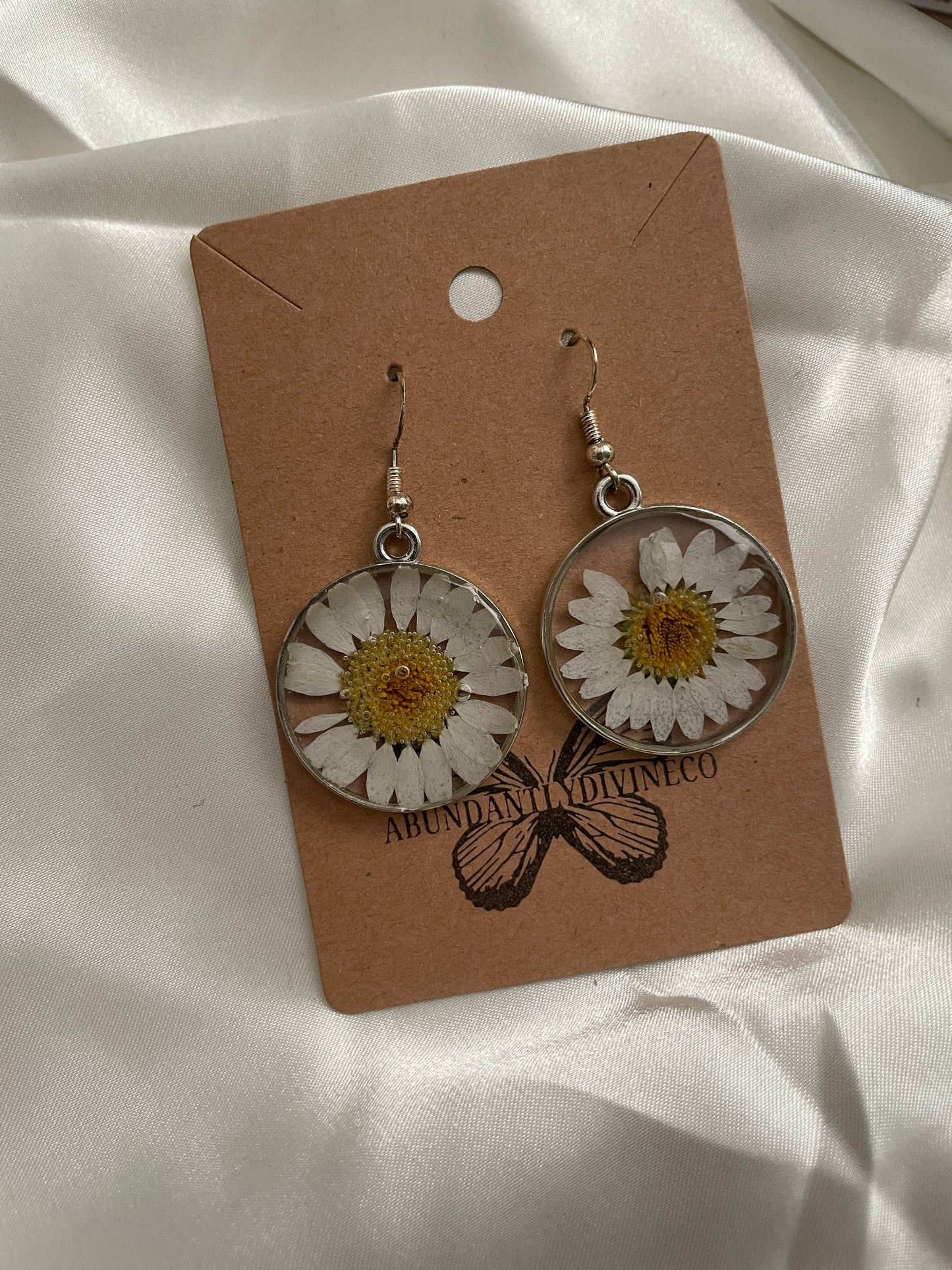 Daisy Drop Earrings